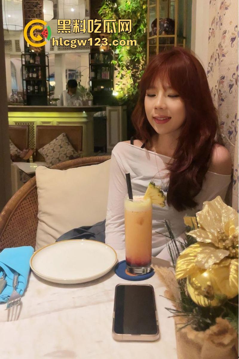 富二代真实约炮02年女大 怼脸拍摄极品嫩妹口交舔屌 无套抽插紧致一线天美穴 内射画面爽到爆!-4