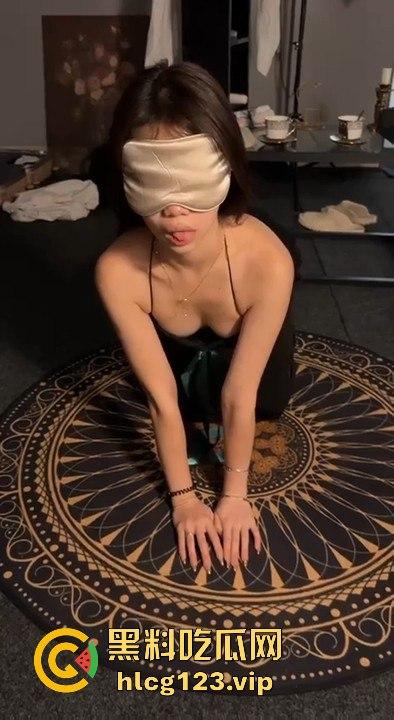 清纯小美女变身小母狗!露脸私拍泄密,调教啪啪玩的飞起,床上风骚到不行!-9