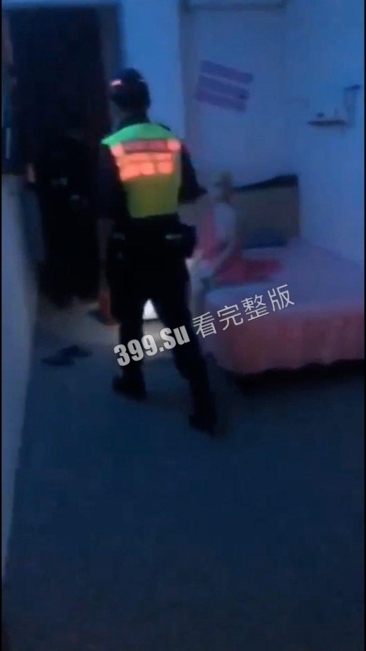 扫黄合集 常在河边走哪有不湿鞋 祝所有看到此视频的瓜友们都能在探险中平安归来!-7