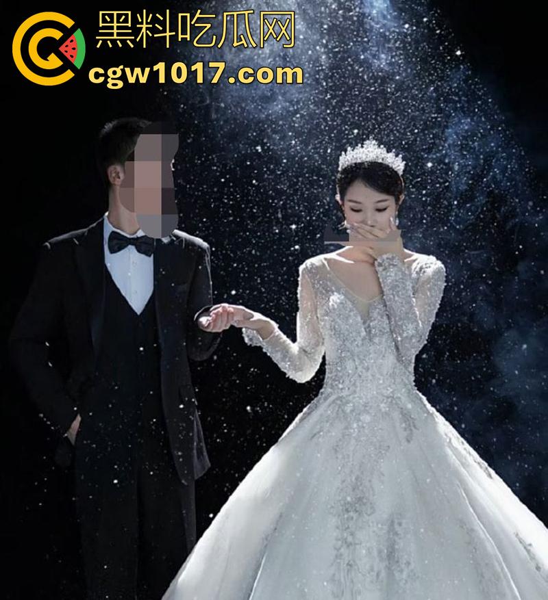 佳木斯绿帽门,新娘婚前最后一次,跟前男友放纵无套内射,被录下视频发给新郎,结果视图彻底被曝光!-1