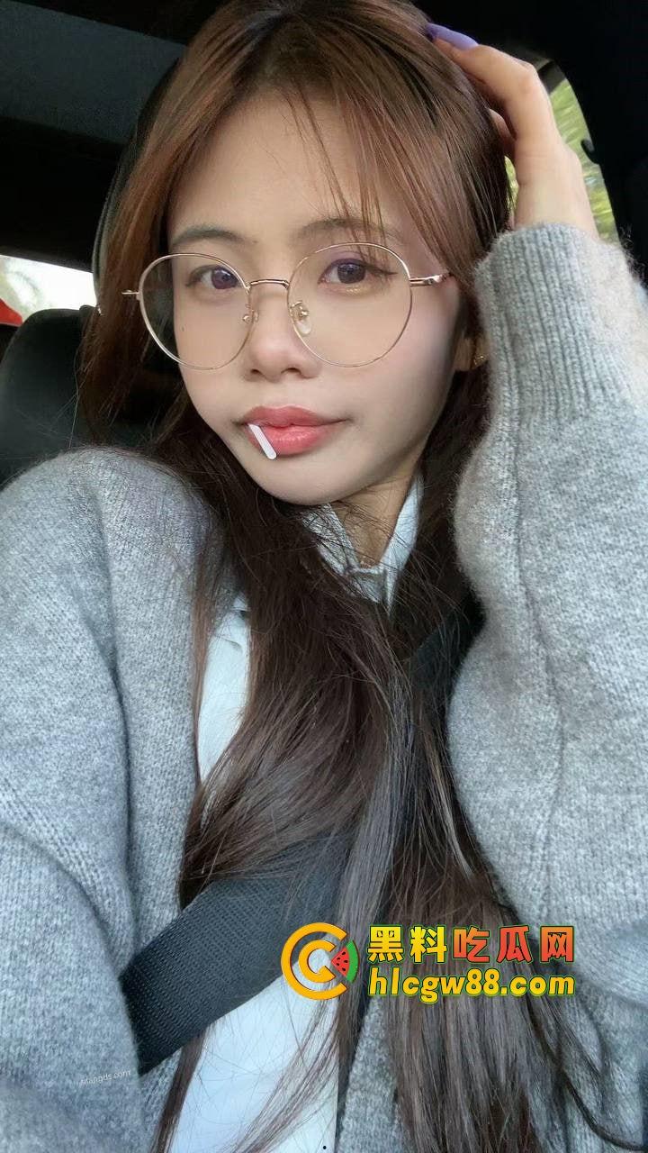 厦门酒吧气氛组极品眼镜骚婊『兰芊芊』酒吧10瓶皇家礼炮带走,制服丝袜被操高潮了主动求拍!-13