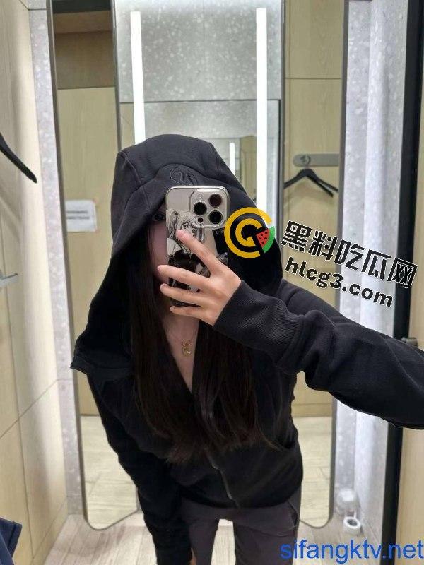 【校园秘闻】艺术学院大三舞蹈生情趣制服COS狂野性爱,姨妈期间高潮暴露!-6