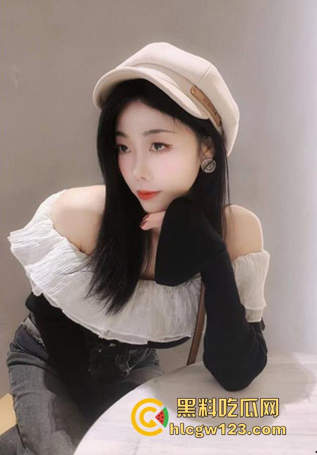 海角乱伦大神 我和亲妹妹 阳台全裸后入爆操妹妹 全程淫语骚话一镜到底!-2