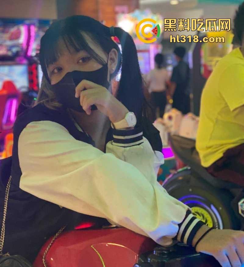 常州工商学院【黄文婧】可爱极品学生化身巨乳白虎小母狗,大胆揉奶自慰,哪知竟惨遭男友外流!-7