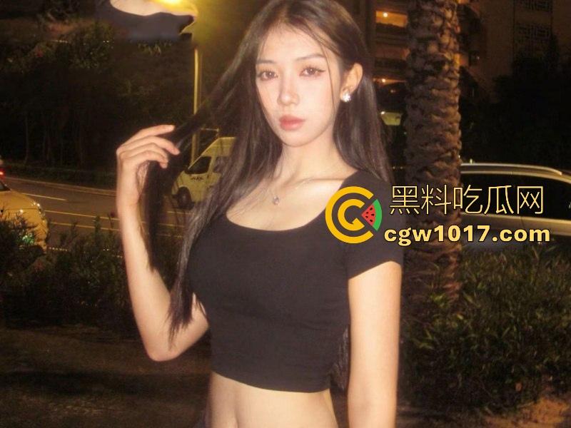 成都极品长腿御姐【卢怡宁】气质高冷却私下淫荡至极,被男友调教激情爆操,黑丝诱惑深喉舔屌,无套猛操内射中出!-5