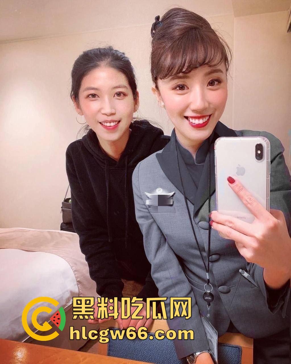 海角大神 恋母少年的心声 接老妈的老情人吃饭喝酒 被我灌醉后 我在客厅操老妈给他带绿帽-3