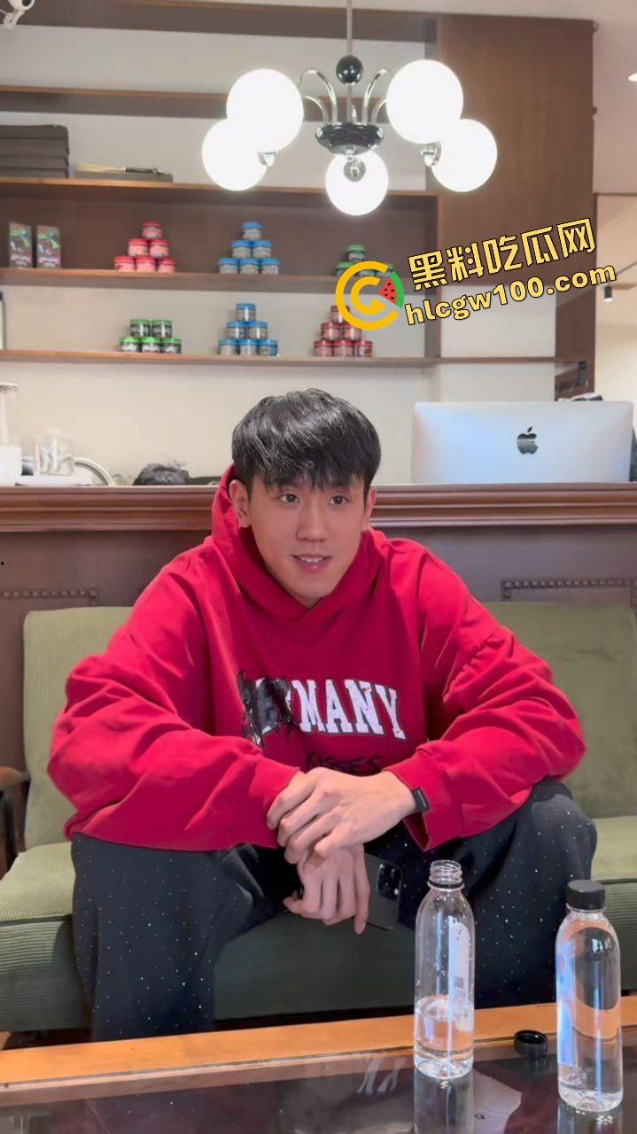 街球圈情侣大瓜!杭州街球手【程鑫凯】家暴女网红【鸡腿诺】多处打伤哭泣现场!独家开盒流出!-9