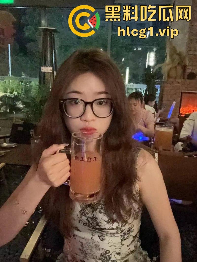 杭州街道女干部【俞佳琪】约炮发现竟是认识的人 发现被骗反告对方强奸!-11