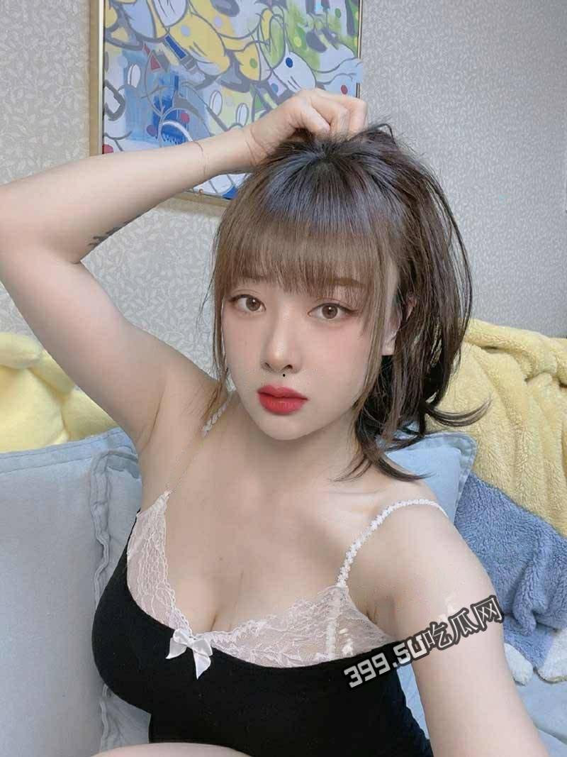 微博 抖音 甜小乜 全网首发 无忧传媒抖音百万网红 情趣内衣巨乳大尺度-2