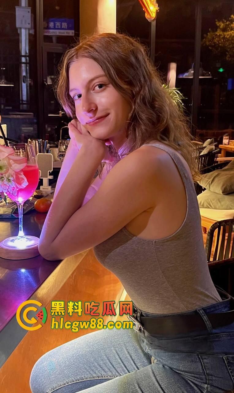 海参崴4天3夜9800,俄罗斯美女全程伴游,金发碧眼任你骑,大洋马已经备好,敢不敢来战?-7