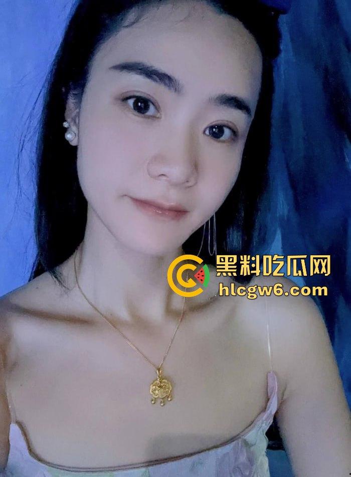 江苏绿帽癖朋友笔记本意外曝光私密性爱视频!老婆在床上大尺度回应他换人也行,朋友关系铁到不知如何下手!-3