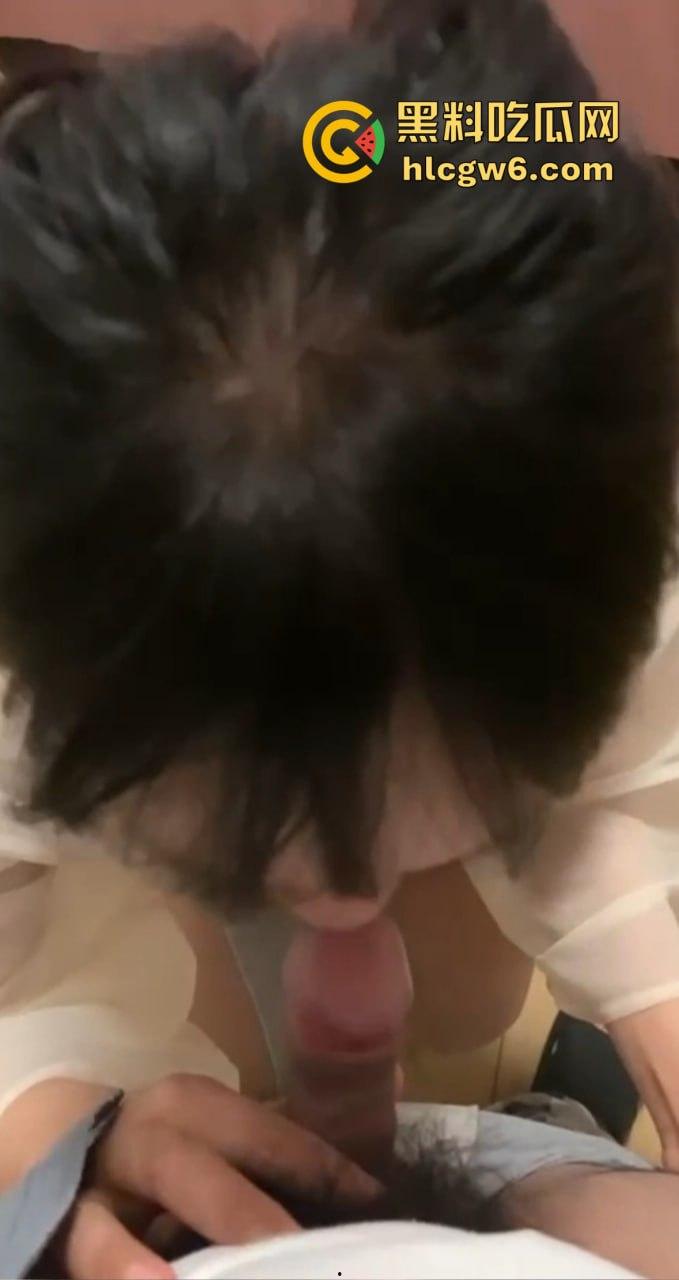 江苏绿帽癖朋友笔记本意外曝光私密性爱视频!老婆在床上大尺度回应他换人也行,朋友关系铁到不知如何下手!-5