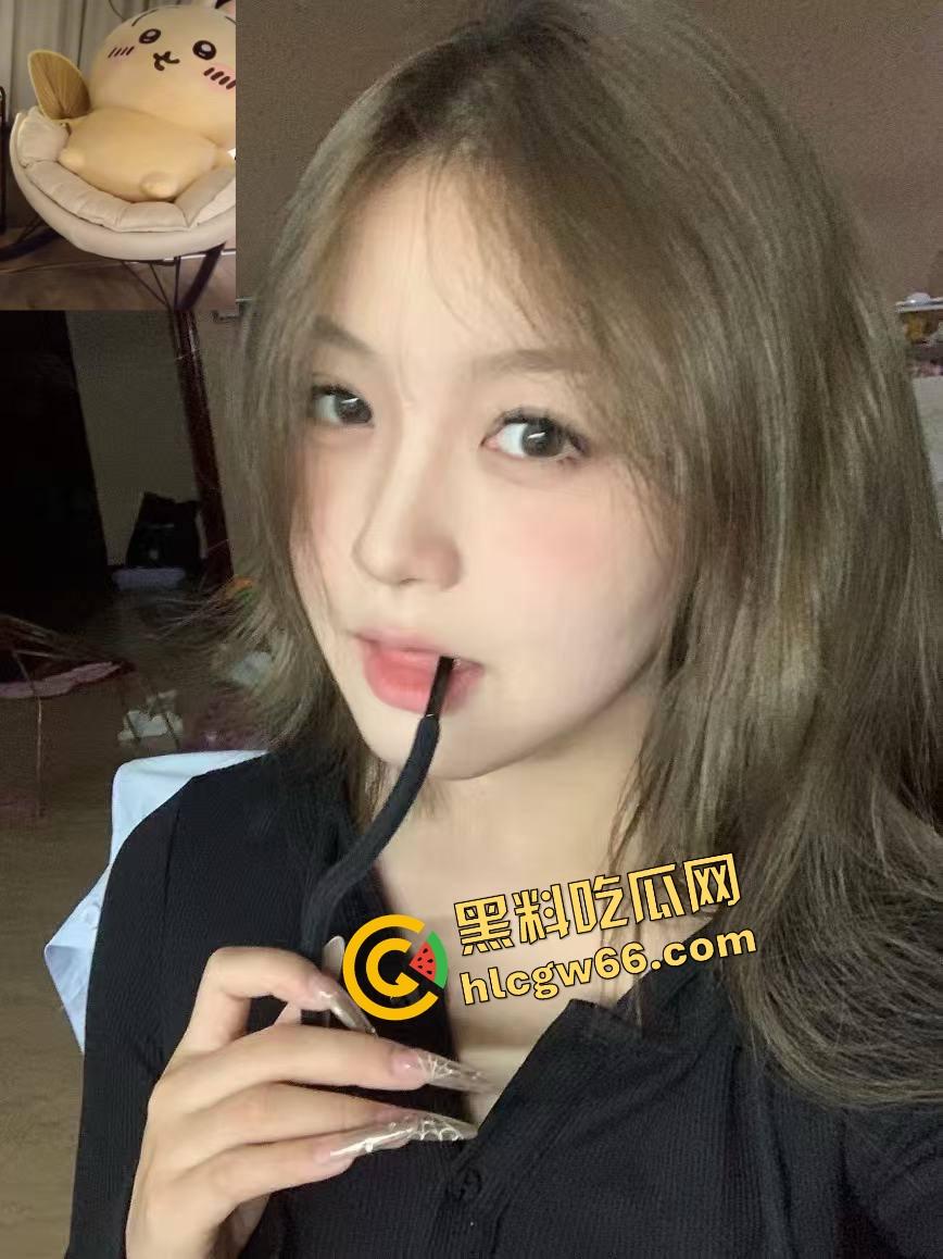 低俗PK惩罚玩过头,冒昧的家伙鲤鱼哪惹你了,被塞进衣服刮胸,还得抖完拿去炖汤?-2