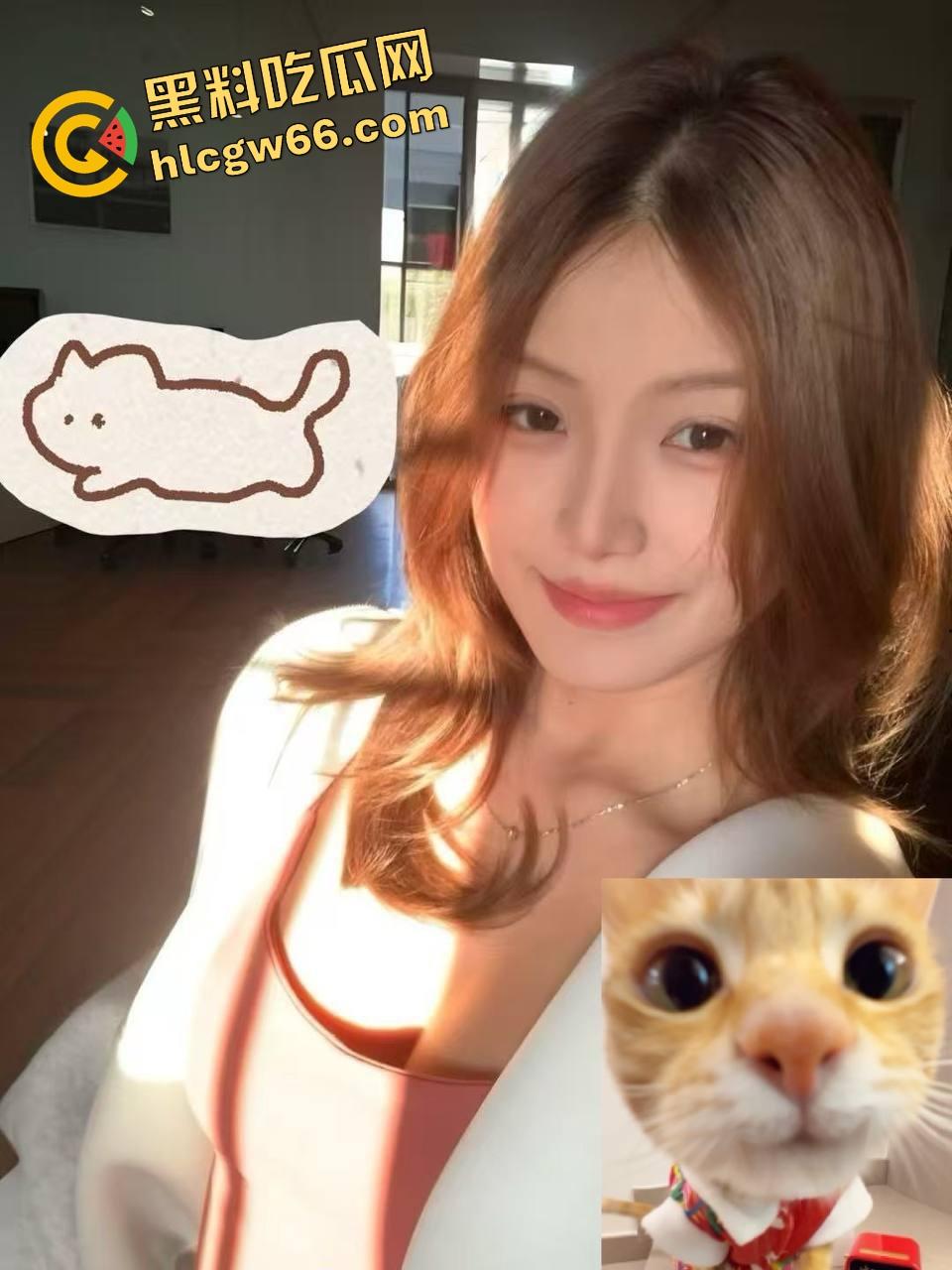 低俗PK惩罚玩过头,冒昧的家伙鲤鱼哪惹你了,被塞进衣服刮胸,还得抖完拿去炖汤?-3