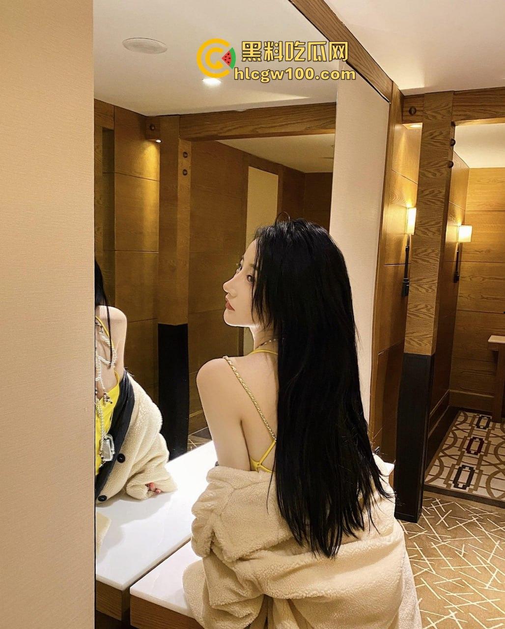 上海高颜值模特【于飒怡】约炮视频曝光,气质御姐私下超放荡,混熟后随便一撩就能操!-21