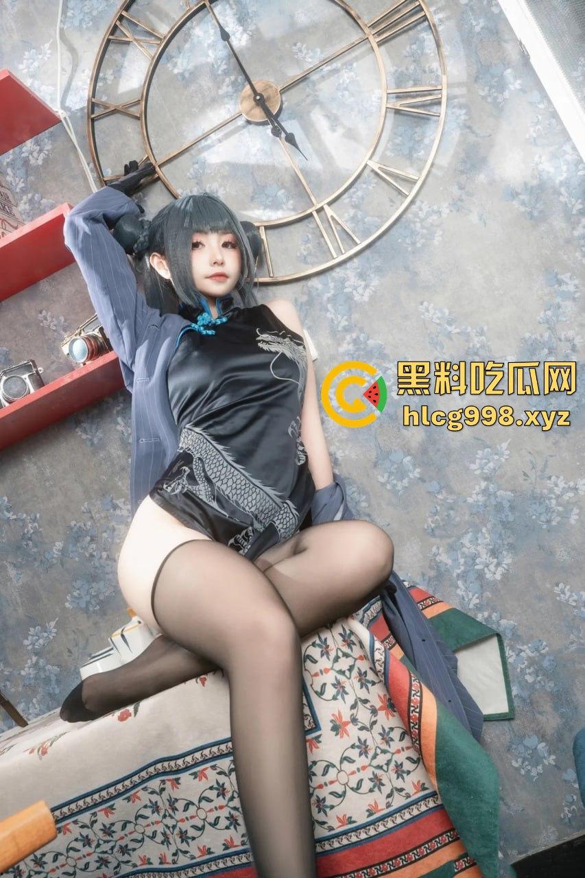 回忆缝纫机极品清纯萝莉【喵小吉】COS碧蓝档案妃咲！黑丝高跟掰穴，粉嫩小穴水润得想舔屏！-13