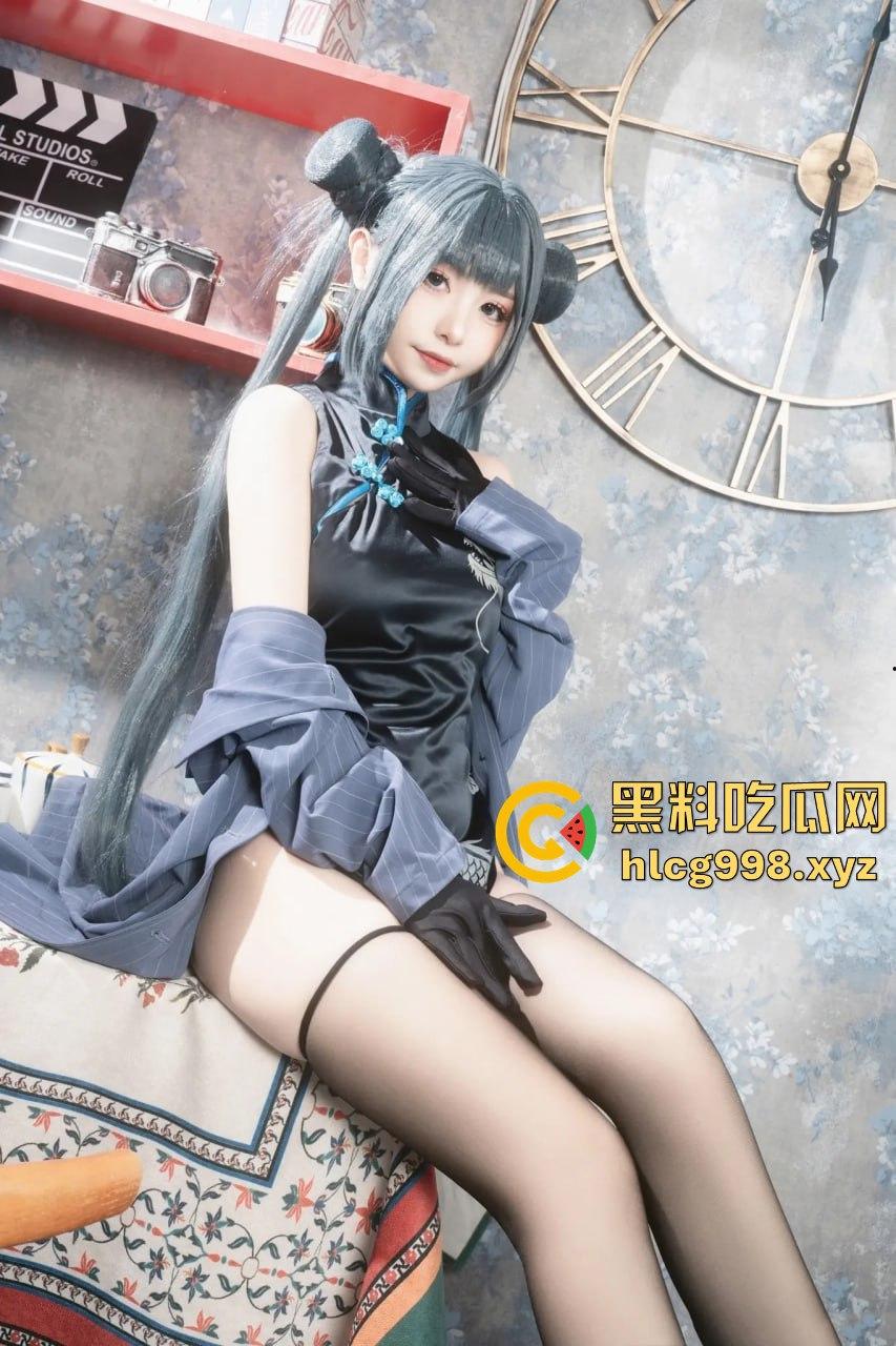 回忆缝纫机极品清纯萝莉【喵小吉】COS碧蓝档案妃咲！黑丝高跟掰穴，粉嫩小穴水润得想舔屏！-17