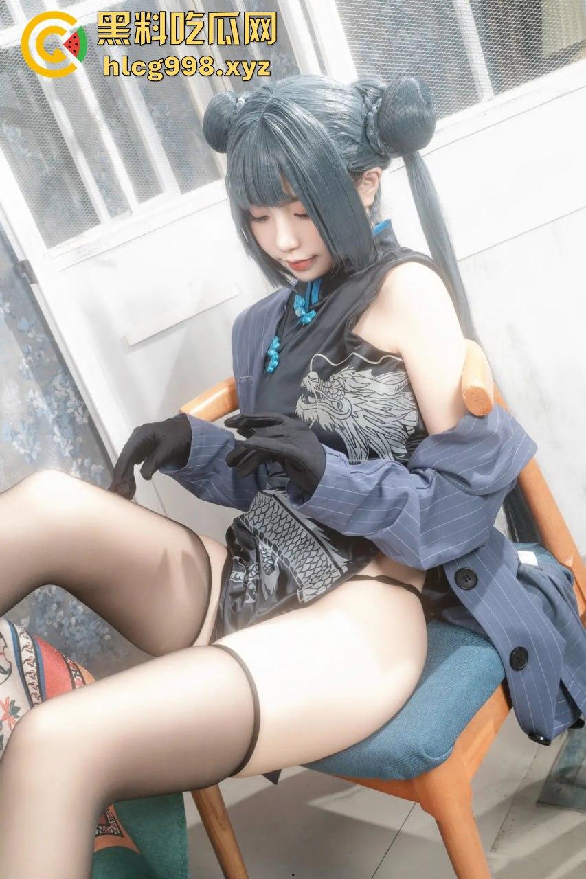 回忆缝纫机极品清纯萝莉【喵小吉】COS碧蓝档案妃咲！黑丝高跟掰穴，粉嫩小穴水润得想舔屏！-31