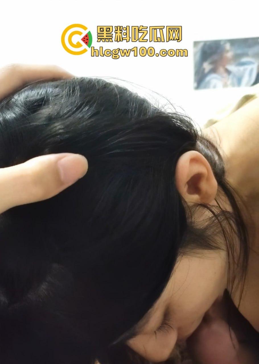 宁波大学高颜值御姐【胡安怡】做爱视频被曝光,吃鸡都小心翼翼生怕男友不舒服的反差母狗。-8