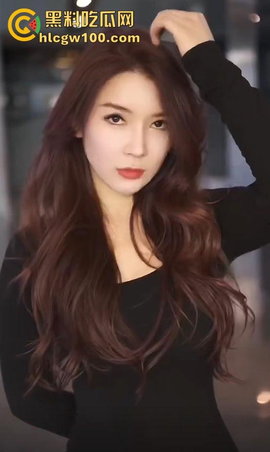 抖音50万粉健身网红【健身小猫】不雅视频泄露,线下陪金主爸爸玩花样,健身身材劲爆,淫技独道玩到喷射不停!-11